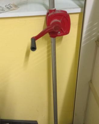 POMPA MANUALE TIRAOLIO