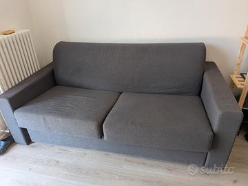 Divano letto grigio 