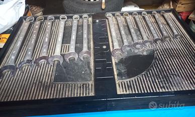 Carrello porta utensili