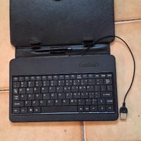 Set di 2 custodie con tastiera per tablet
