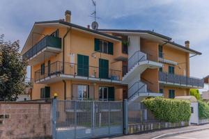 Appartamento di 150 m² con 4 locali e box auto dop