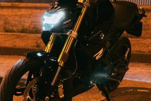 BMW G 310 R • 2025 • 1.400 km • Akrapovič