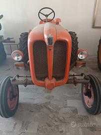 trattore agricolo