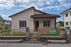 Indipendenza, giardino e tranquillità: villetta...