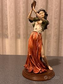 Gitana in ceramica Capodimonte originale