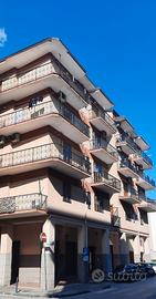 Comodo locale deposito centrale