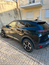 Peugeot 2008 Allure Pack 1.5 130cv