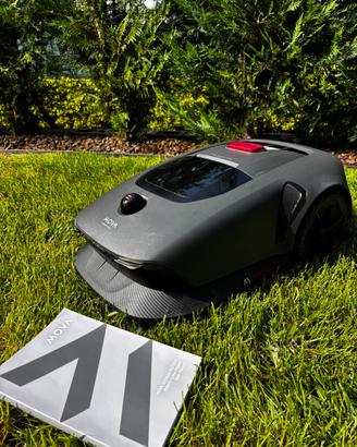 Robot tagliaerba