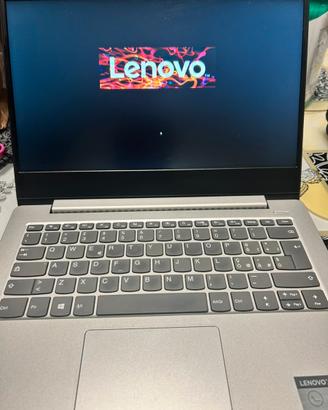 Lenovo idealpad 330s I5 ram 8gb