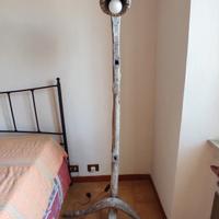 lampada in legno 