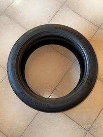 2x Goodyear estive 235/45 R19 - 99V