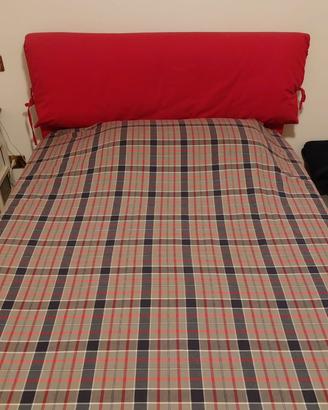 Letto e acrivani cin sedia