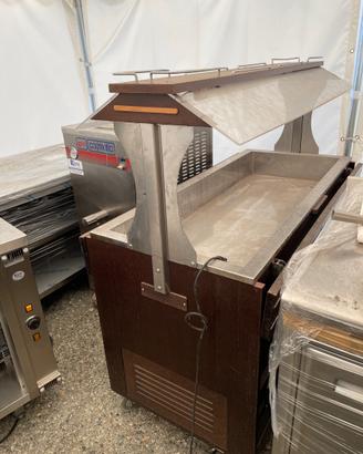 Vetrina self service refrigerata