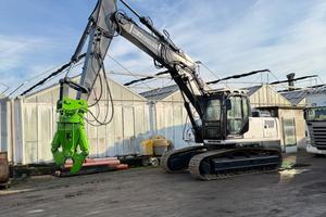 New Holland E 245 CESOIA FERRO