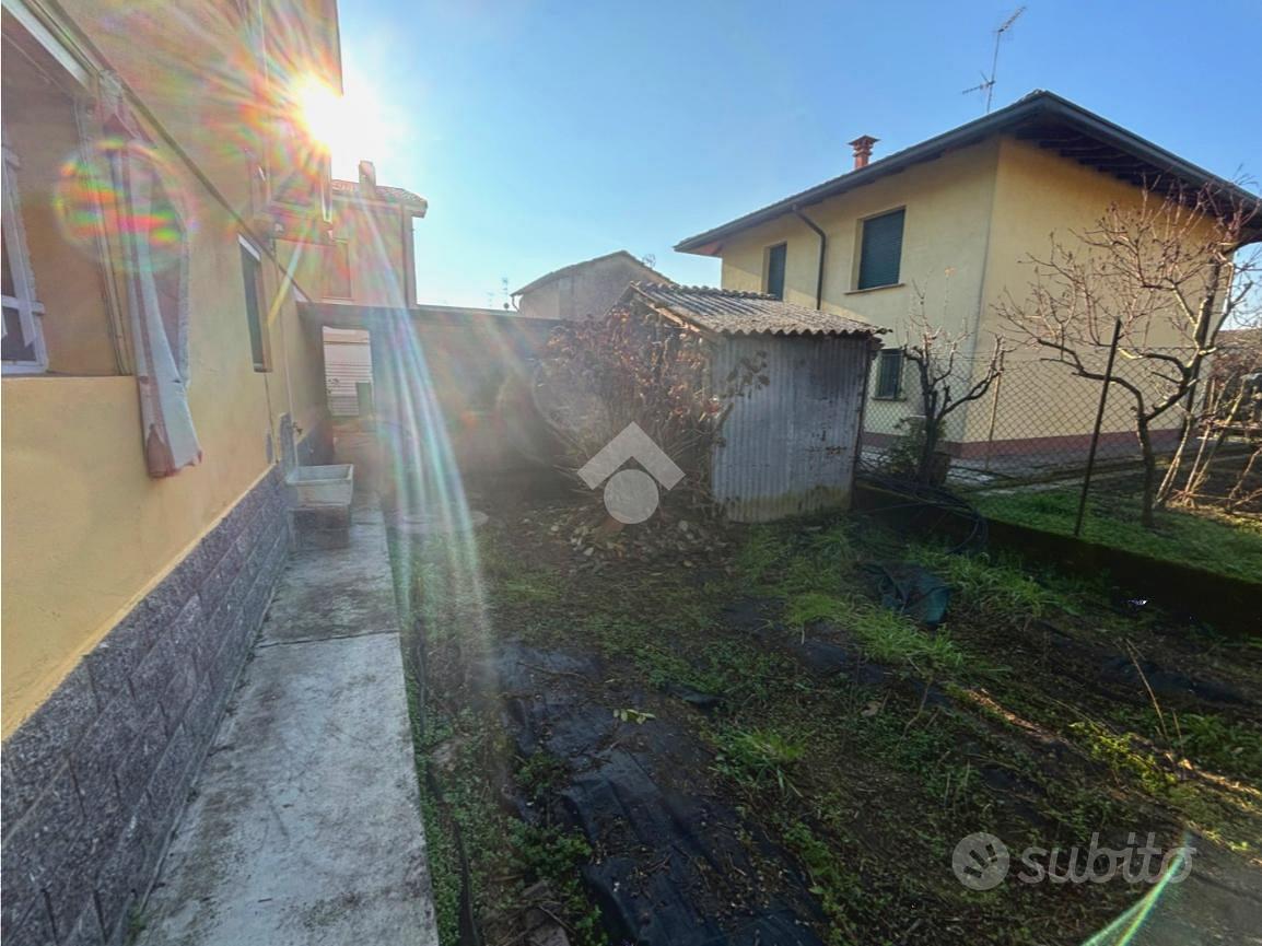 VILLA SINGOLA A ZERBOLÒ - Vista 3
