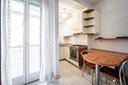 bilocale-arredato-con-balcone