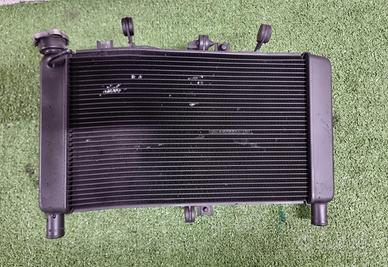 MT09 RADIATORE CON VENTOLA 2021 2023