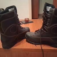 Anfibi vibram 