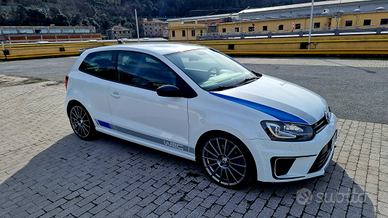 Polo R WRC 2.0 TSI 220 CV