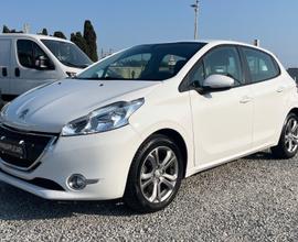 Peugeot 208 1.2 GARANZIA