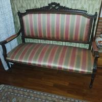 Divano Antico in Arte Povera