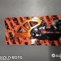 Staffa della pinza del freno KTM