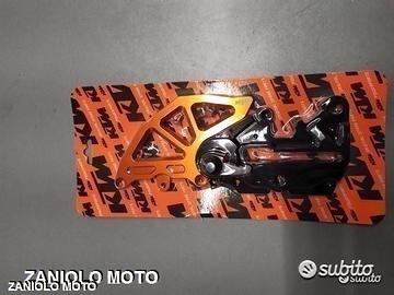 Staffa della pinza del freno KTM