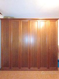 Armadio 6 ante vero legno di noce