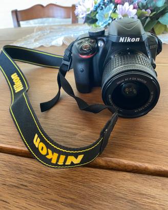 NIKON REFLEX D3300 + NIKKOR 18-55 mm VR + ZAINO