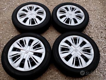 CERCHI E GOMME 17 ORIGINALI TOYOTA COD:2227