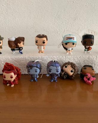 Lotto 12 personaggi Stranger Things Kinder Joy