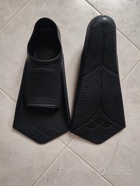 mezze pinne arena 39/40