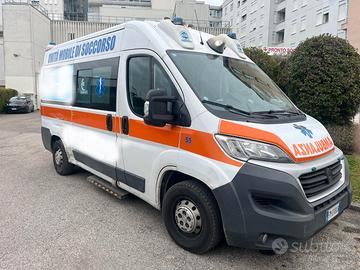 Ambulanza fiat ducato