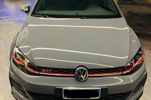 Volkswagen Golf 7.5 GTI TCR 290 cv