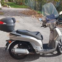 Kymco People 200i