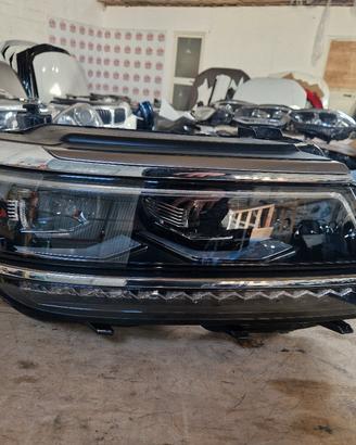 Volkswagen Tiguan 2016-2020 faro dx  xenon LED 