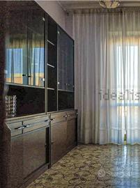 Credenza in stile classico