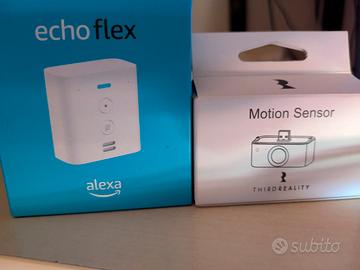 Amazon Echo Flex + Sensore di Movimento Smart 