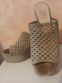 sabot in pelle scamosciata color tortora 