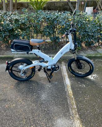 Bicicletta elettrica A2B Metro 