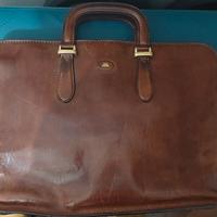 Borsa The Bridge in vera pelle – pari al nuovo