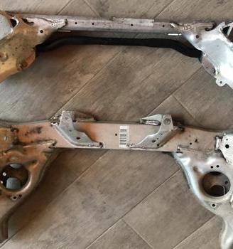 Culla motore anteriore trapezio bmw e87 e90 e91 e9