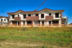 VILLA A SCHIERA CENTRALE A MESERO