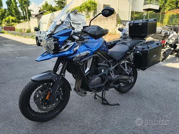 TRIUMPH Tiger 1200 Explorer XCX Abs my16