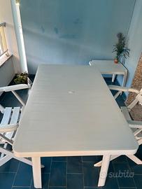 Tavolo da giardino
