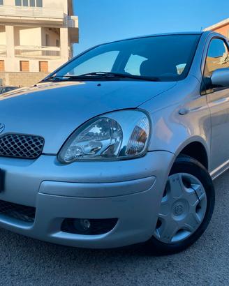 Toyota Yaris 1.0 benz 68cv economica 5p nuova 2005