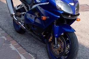 Kavasaki ZX 9R
