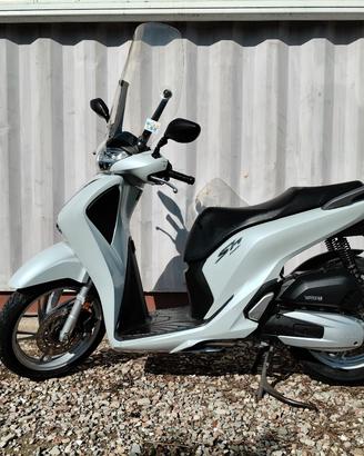 Honda sh150
