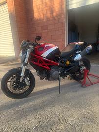 Ducati Monster 796