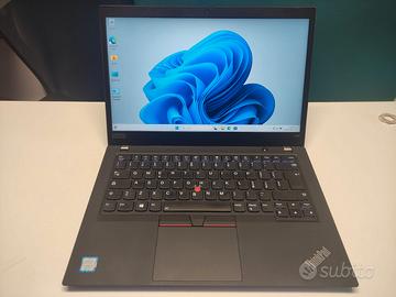 Thinkpad T490 I7 8/240 solo 5 cicli di carica